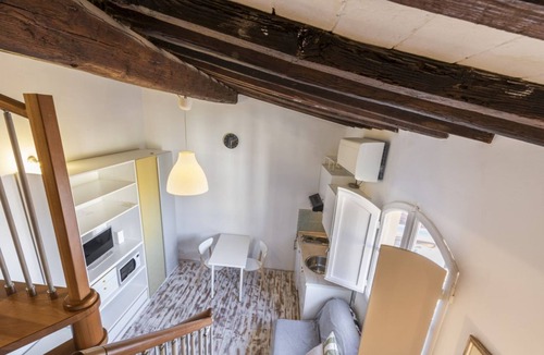 Sant' Ambrogio Apartment | Pilastri Studio in Florence by Mmega