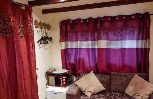 Cheddar Apartment | Pilgrims Haven Cheddar Adorable quaint guest house