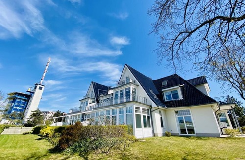 Hohe Dune Apartment | Pilot house, dream ship dream view