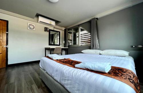 Mae Pim Hotel | Pimpimarn Hotel