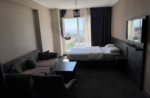 Buyukcekmece Hotel | Pin Suite