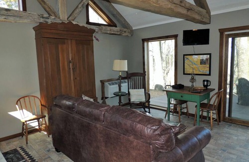Treloar Bed & Breakfast | Pinckney Bend Bed & Breakfast