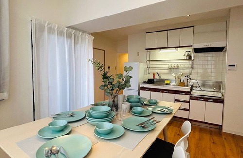 Naniwa Apartment | Pine Brook Apartments 306