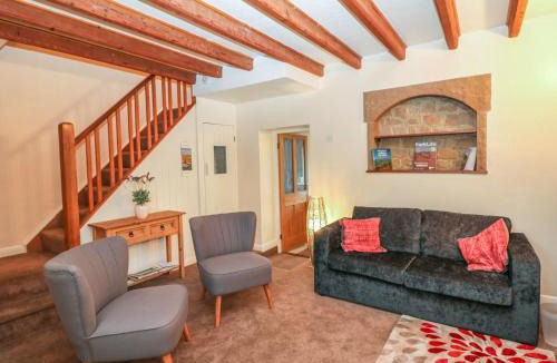 Youlgreave House | Pine Cottage