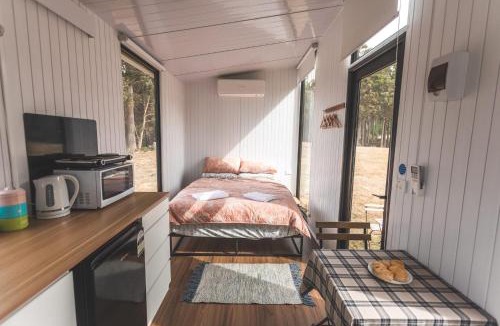 Ellendale House | Pine Edge Heights by Tiny Away