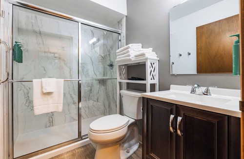 Ephraim Hotel | Pine Grove Resort