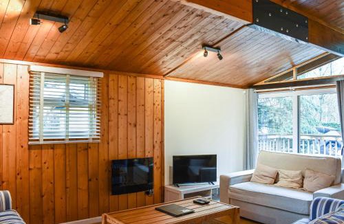 Lofthouse House | Pine Lodge