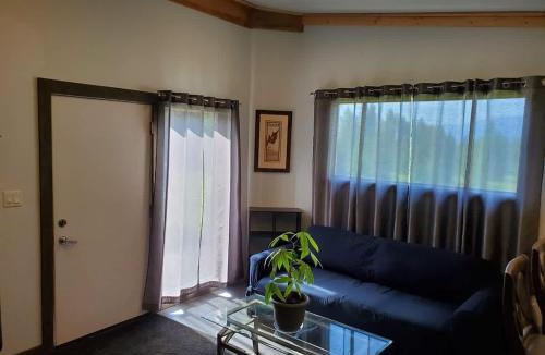 Golden House | Pine Marten Wilderness Cabin - Hot Tub & Mountain Views