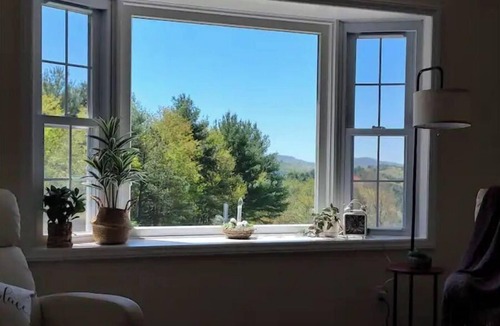 Harper House | Pine Ridge Manor-Private Hot Tub, beautiful Hilltop with views