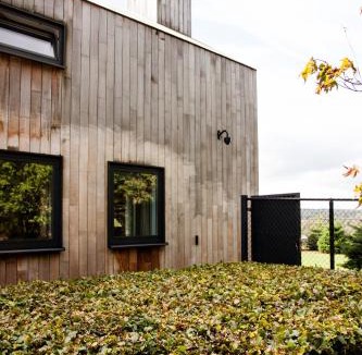 Herbeumont House | Pine Tree