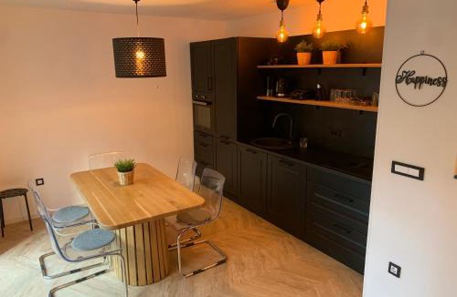 Gozd Martuljek Apartment | Pine Tree Holiday House