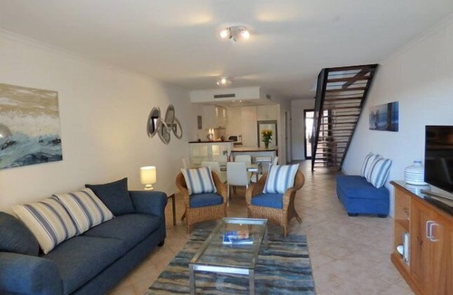 Fremantle Apartment | Pine View Apartment - Fremantle CBD .