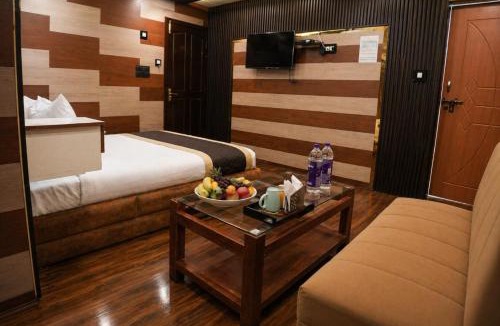 Srinagar Resort | Pine View Resort