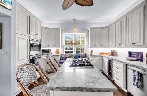 Islamorada House | Pineapple Beach