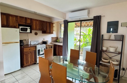 Coco Condo | Pineapple Condo at Villa Riviera