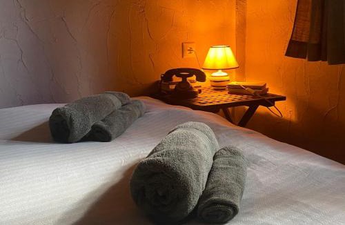 Eptalofos Apartment | Pinecone Lodge, Eptalofos River Garden Chalet