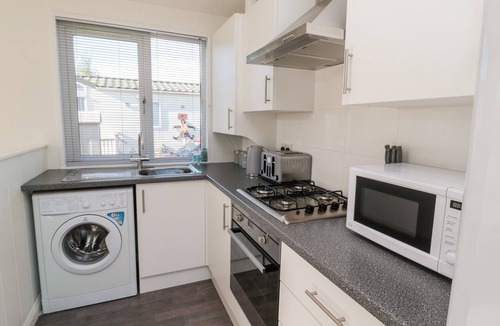 Morpeth Cottage | Pinecone Lodge - No 9