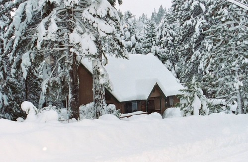 Cold Springs Cabin | Pinecrestarearentals #8 Comfy Cabin 3rd night free till 6/15. Just Book 2nights.