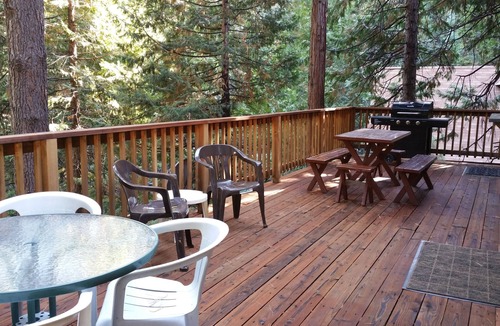 Cold Springs Cabin | Pinecrestarearentals #8 Comfy Cabin 3rd night free till 6/15. Just Book 2nights.