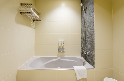 Khlong Nung Hotel | Pinehurst Golf Club & Hotel