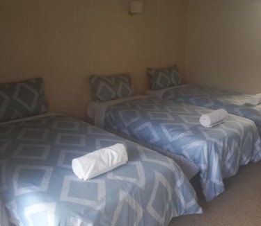 Opua Hotel | Pinelodge