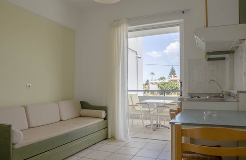 Platanes Hotel | Pinelopi Hotel