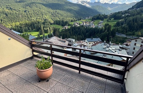 Semogo Apartment | PineView: 2 bedrooms with a view between Bormio and Livigno