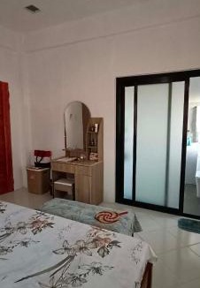 Baclayon House | Pink house