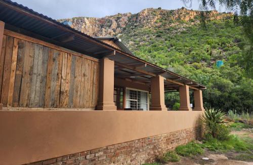 Uniondale House | Pink Pepper Yard