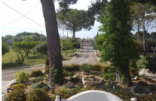 Latiano Villa | Pink villa