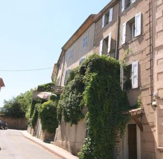 Peynier Apartment | Pinky House
