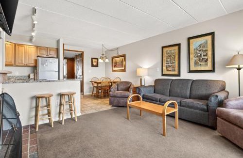 Killington House | Pinnacle F14