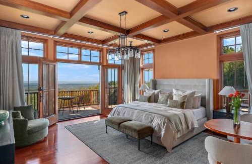Middletown Villa | Pinnacle Pointe by Relaxtay 600 Acre Private Luxury Estate with Spa, Pool, Theater and Lake