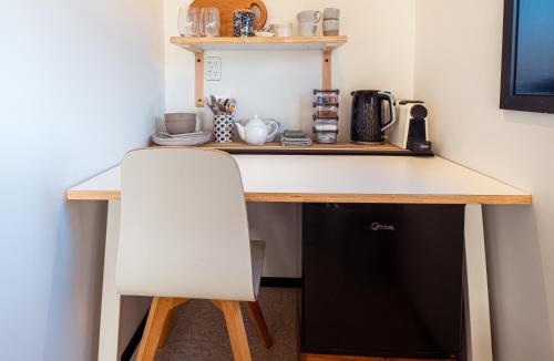 Akaroa House | Pinot's Pod