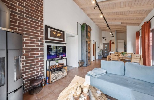 Twist House | Pinto Rosso by Interhome