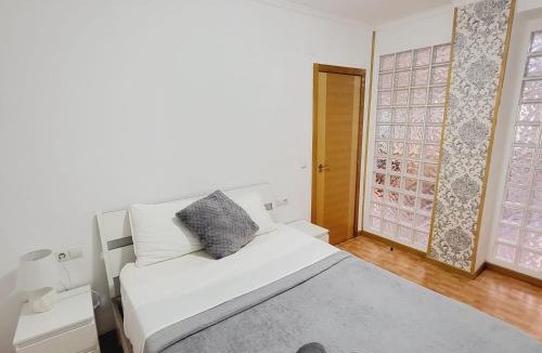 L'Olivereta Apartment | Pintor 31