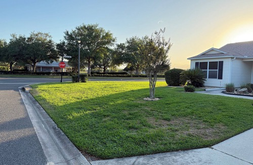 Lynnhaven House | Piper's! On The Golf Course, Across From The Pool!