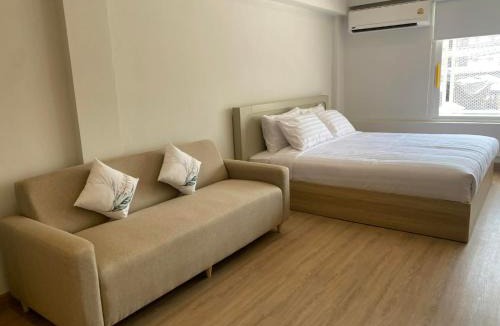 Chong Nonsi Apartment | Pipp Boutique