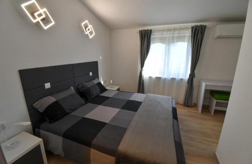 Komen Apartment | Piramida Kras
