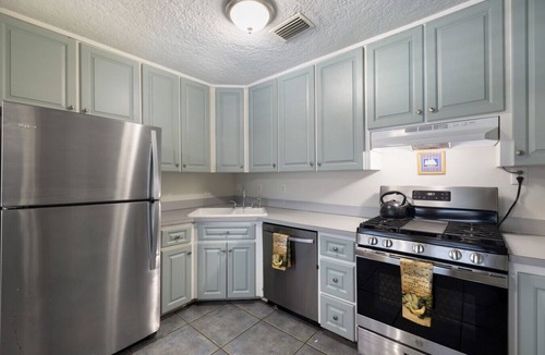 Cedar Key House | Pirate`s Paradise with a Gulf View!