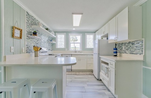 Ruskin Cottage | Pirate's Pointe Resort