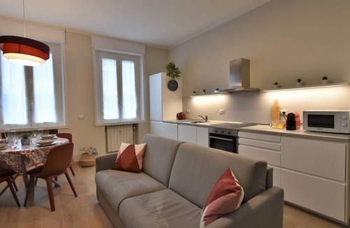 Centro Direzionale Apartment | Pirelli Central Station Apartment by Interhome