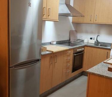 Pontedeume Apartment | Piso con preciosas vistas, patio privado y amplio garaje