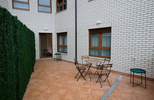 Seguencu Condo | Piso en el Centro de la Ciudad de Cangas de Onis, con Vista al rio Sella