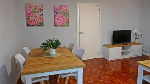 Navia Apartment | Piso turístico Las Palmeras