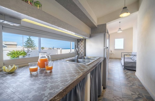 Donnalucata Apartment | Pitagora, beachfront apartment with panoramic view