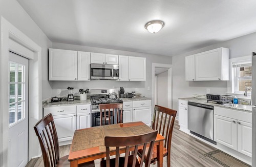 Oneonta Apartment | Pitcher's Paradise Apt 3 - All Star Baseball Rentals