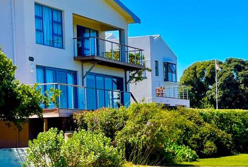 Hermanus House | Pitkindie Oceanfront Escape