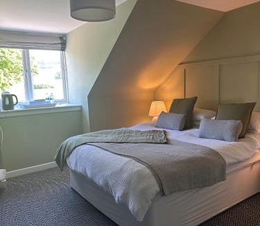 Pitlessie Bed & Breakfast | Pitlessie Rooms at Pitlessie Village Inn