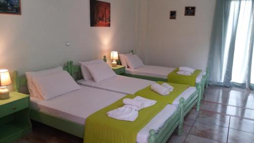 Roda Apartment | Pitsinis Apartments